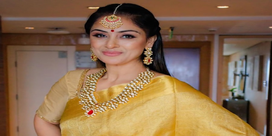 
Simran Age and Biography